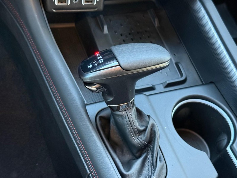 Dodge Durango Vehicle Full-screen Gallery Image 15