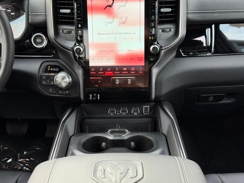 Ram 1500 Vehicle Image 12