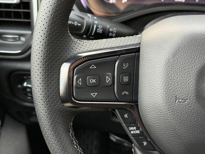 Ram 1500 Vehicle Image 17