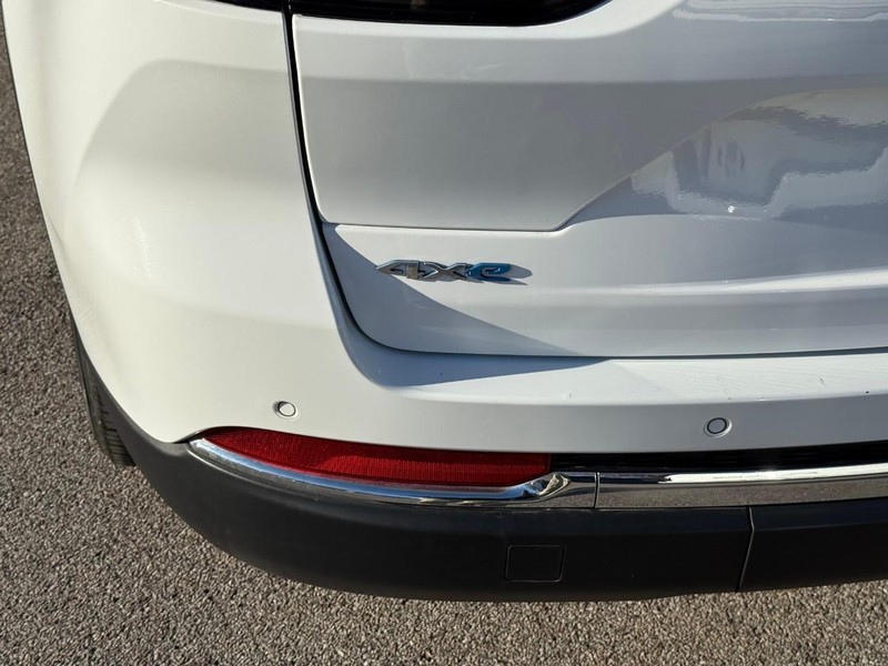 Jeep Grand Cherokee 4xe Vehicle Full-screen Gallery Image 5