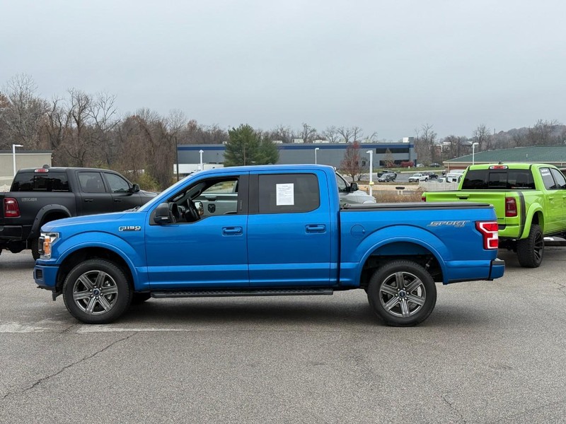 Ford F-150 Vehicle Full-screen Gallery Image 2