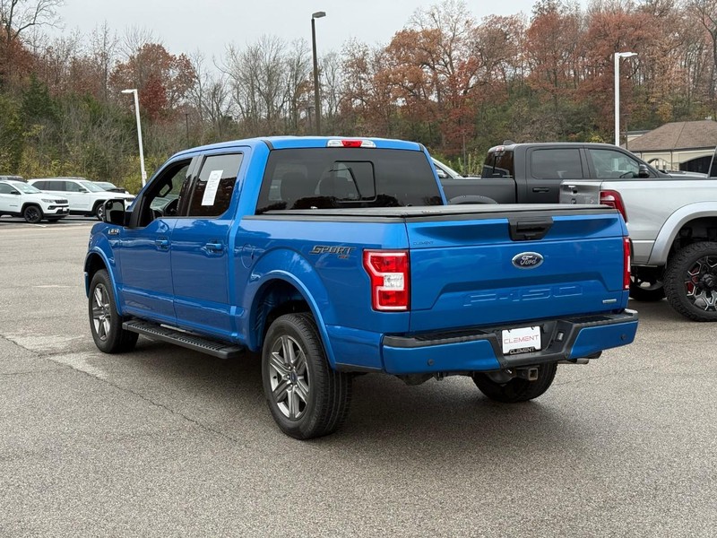 Ford F-150 Vehicle Full-screen Gallery Image 3