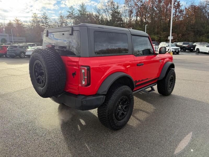 Ford Bronco Vehicle Image 09