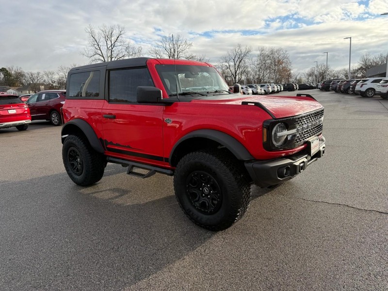 Ford Bronco Vehicle Image 12