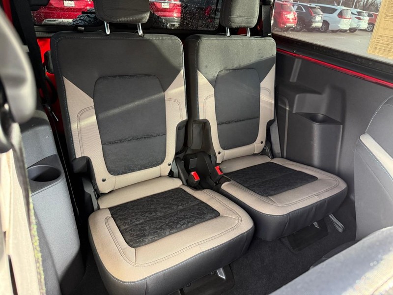 Ford Bronco Vehicle Image 14