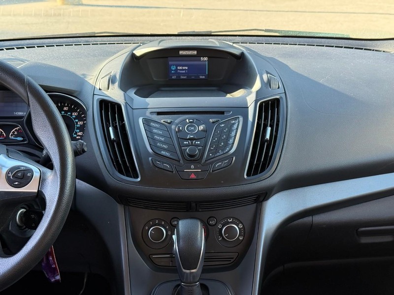 Ford Escape Vehicle Image 16