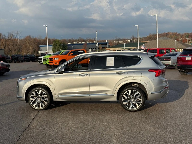 Hyundai Santa Fe Vehicle Image 03