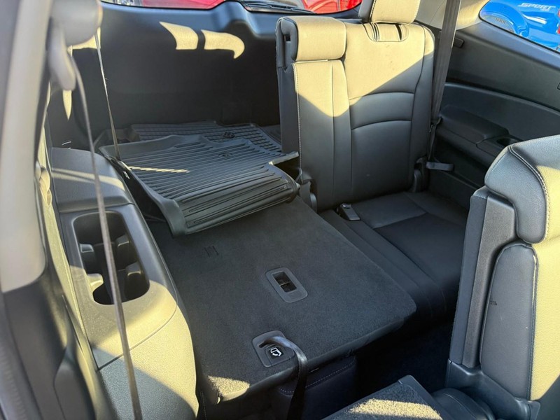 Honda Pilot Vehicle Image 14
