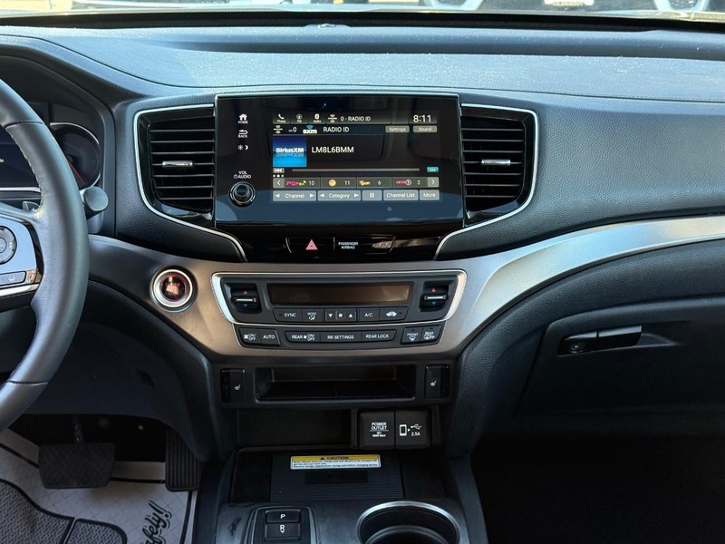 Honda Pilot Vehicle Image 17