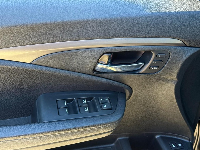 Honda Pilot Vehicle Image 19