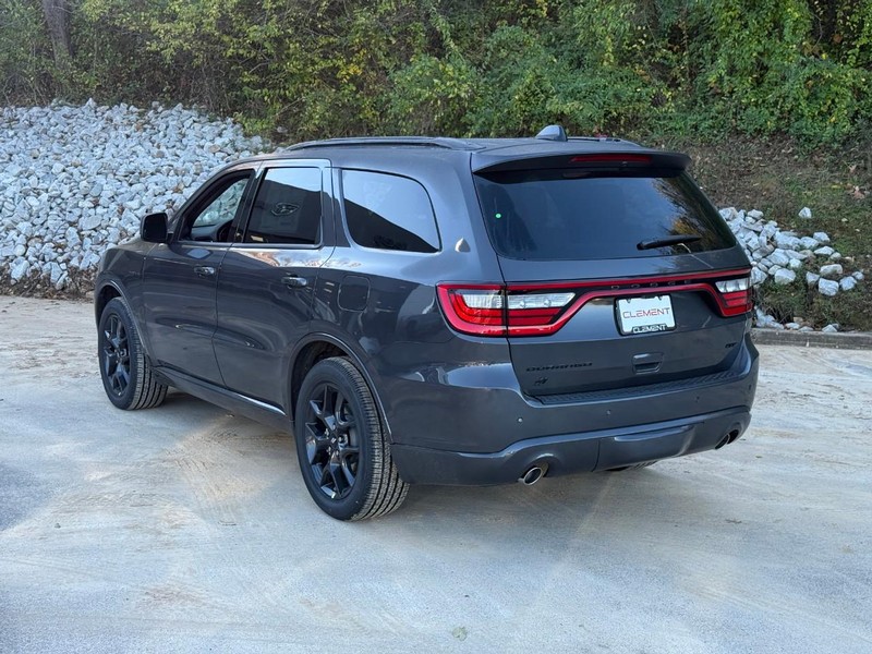 Dodge Durango Vehicle Full-screen Gallery Image 3