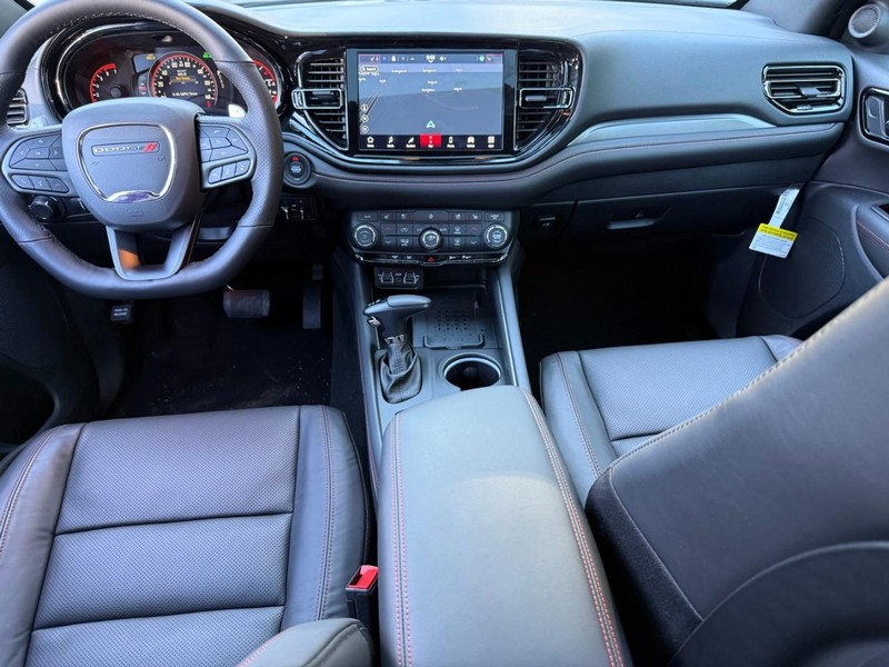 Dodge Durango Vehicle Full-screen Gallery Image 7