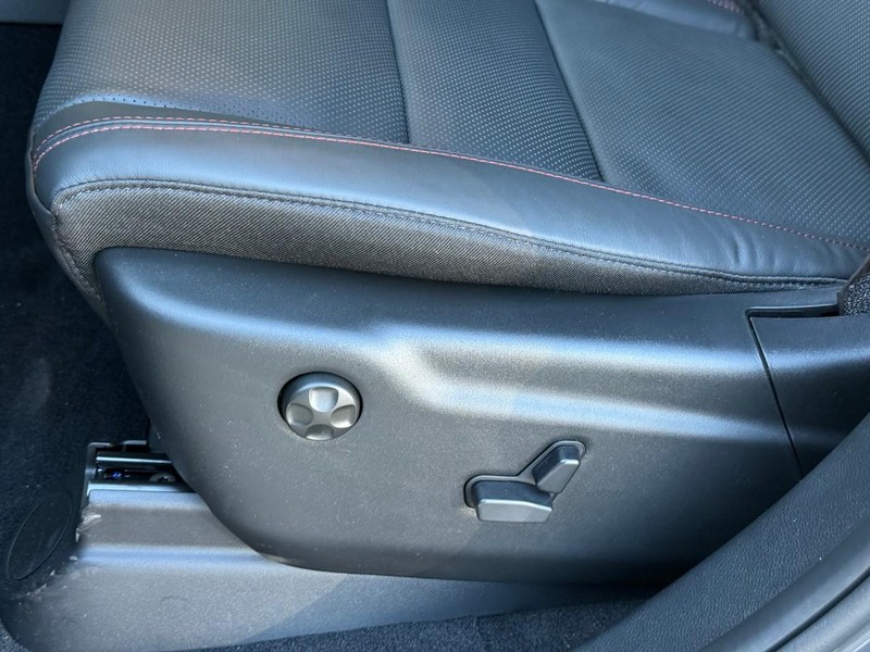 Dodge Durango Vehicle Full-screen Gallery Image 14