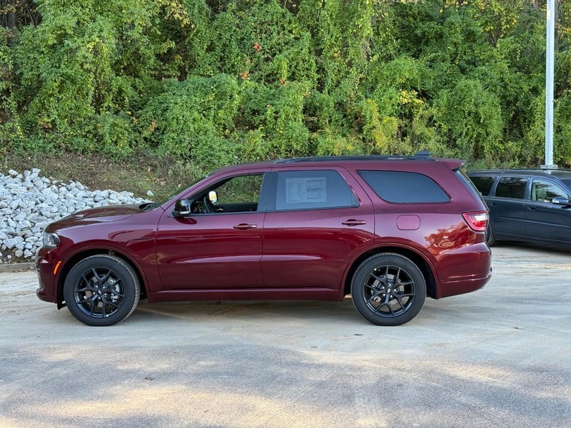 Dodge Durango Vehicle Full-screen Gallery Image 2