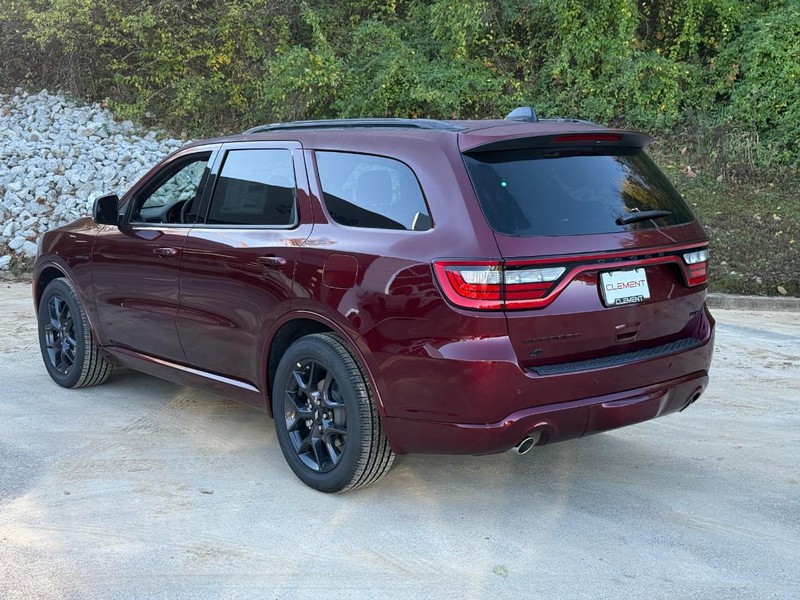 Dodge Durango Vehicle Full-screen Gallery Image 3