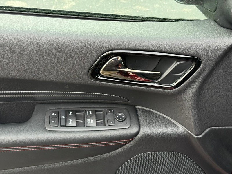 Dodge Durango Vehicle Image 13