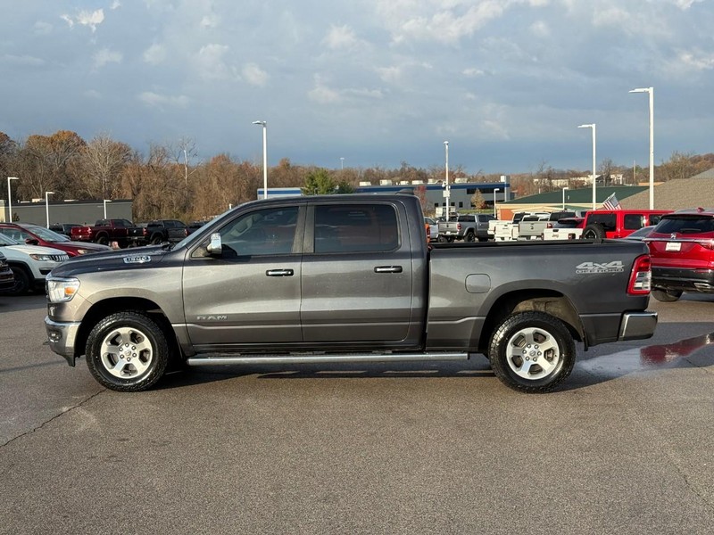 Ram 1500 Vehicle Full-screen Gallery Image 2