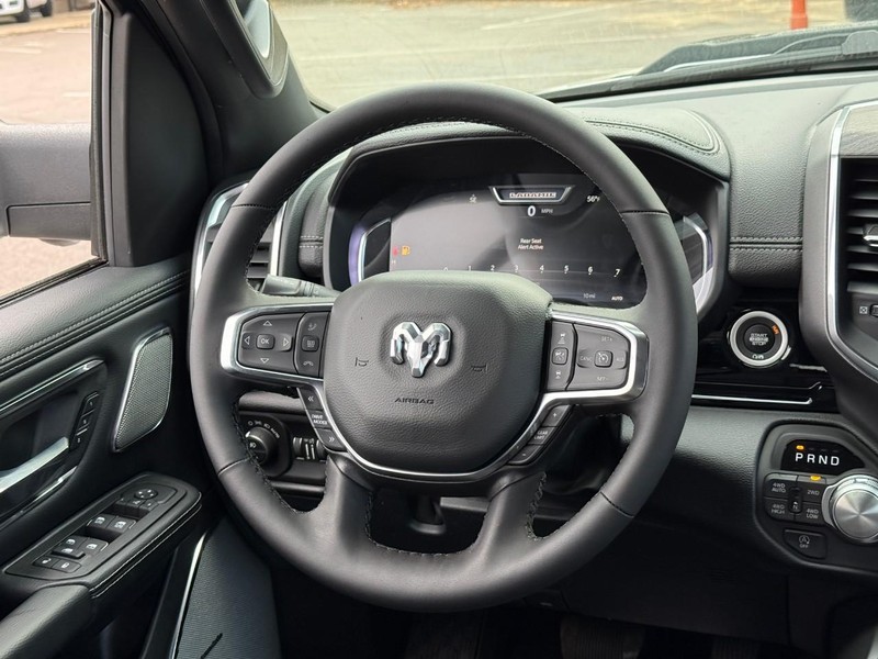 Ram 1500 Vehicle Image 09