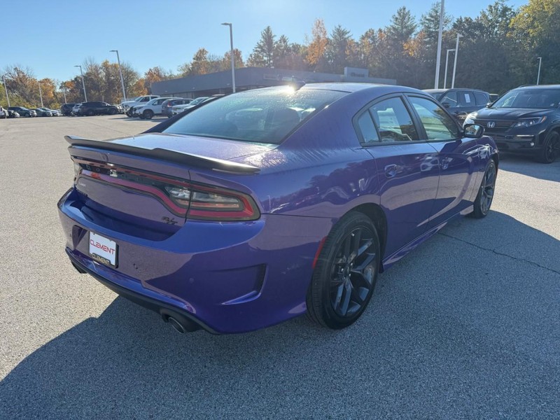 Dodge Charger Vehicle Image 11