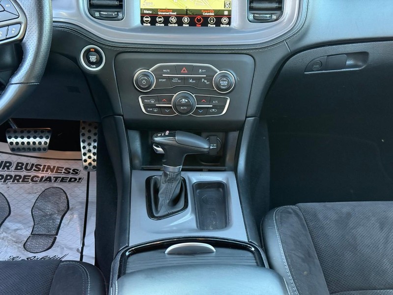 Dodge Charger Vehicle Image 18