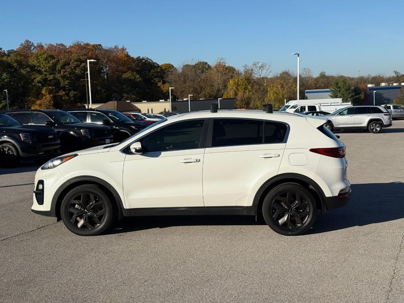 Kia Sportage Vehicle Image 03