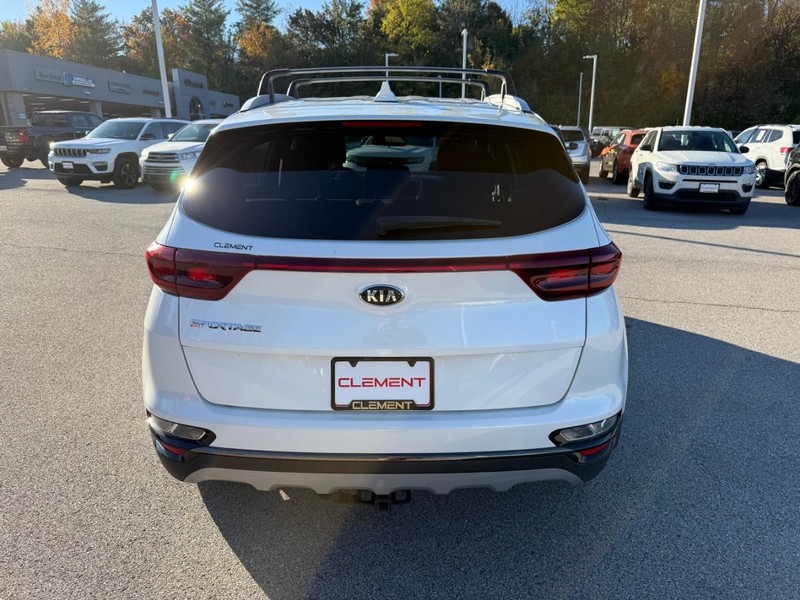 Kia Sportage Vehicle Image 09