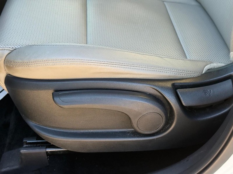 Kia Sportage Vehicle Image 22