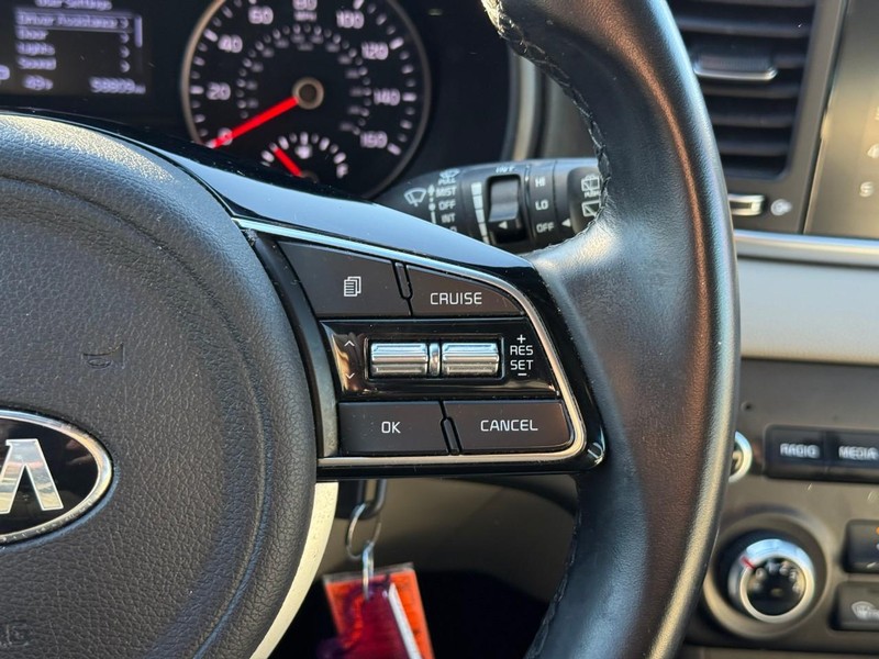 Kia Sportage Vehicle Image 24