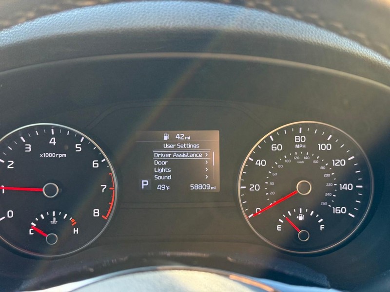 Kia Sportage Vehicle Image 26