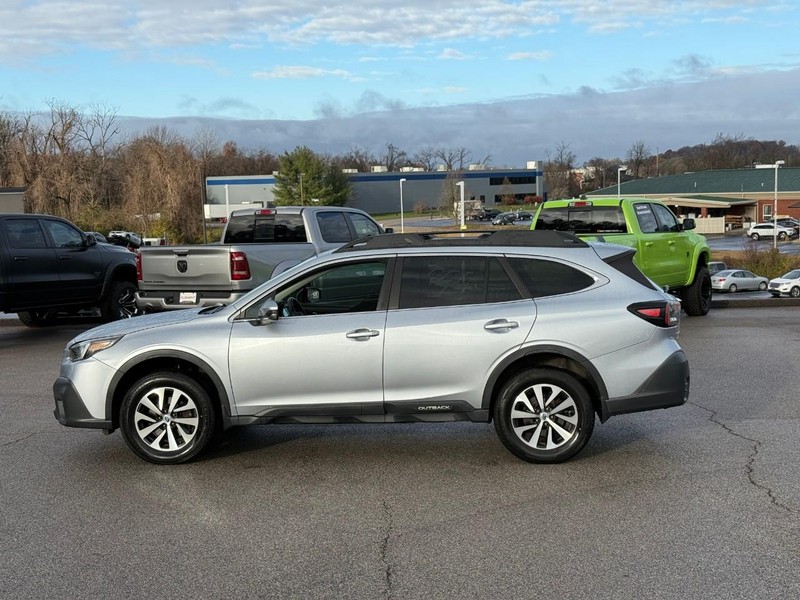 Subaru Outback Vehicle Image 03