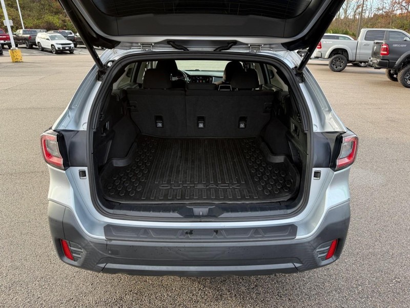 Subaru Outback Vehicle Image 08