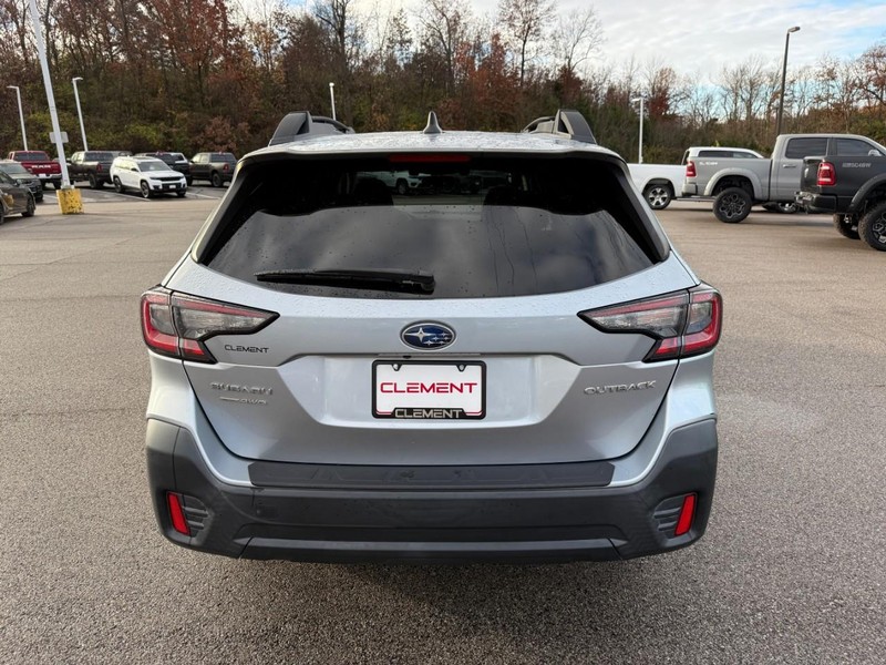 Subaru Outback Vehicle Image 09