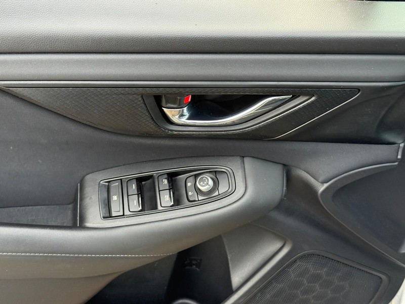 Subaru Outback Vehicle Image 19