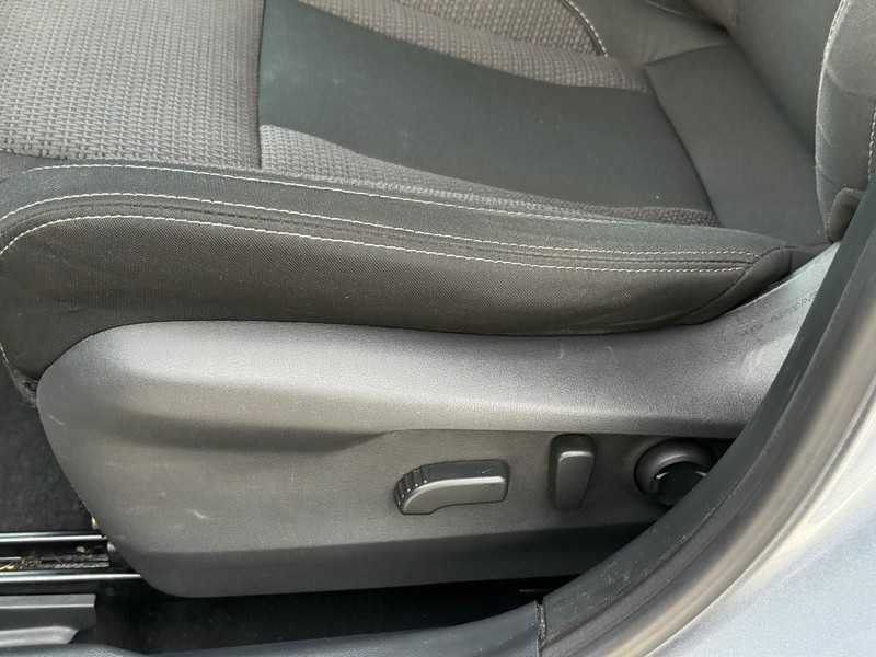 Subaru Outback Vehicle Image 21