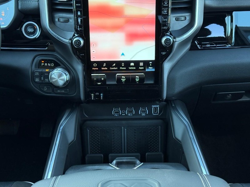 Ram 1500 Vehicle Image 13