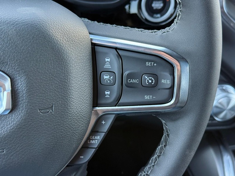 Ram 1500 Vehicle Image 19