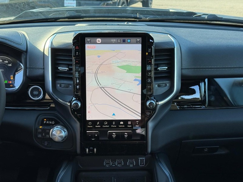 Ram 1500 Vehicle Full-screen Gallery Image 8