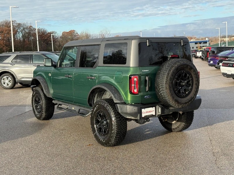 Ford Bronco Vehicle Image 04