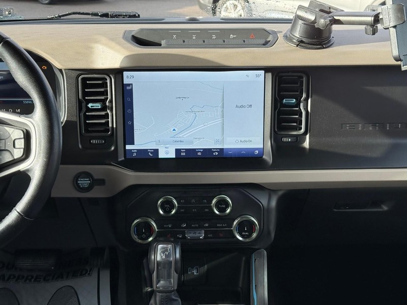 Ford Bronco Vehicle Image 16