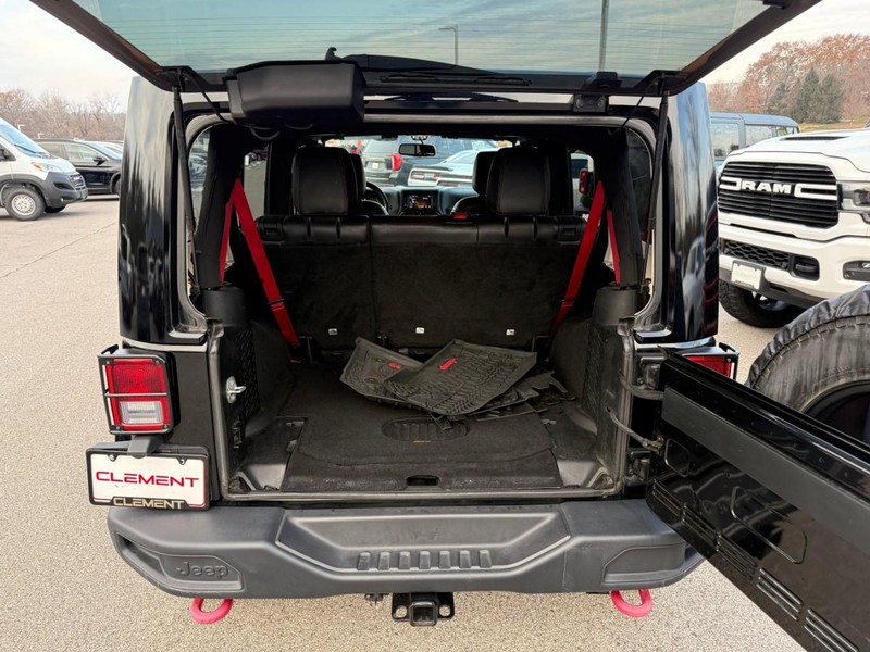 Jeep Wrangler JK Unlimited Vehicle Image 07