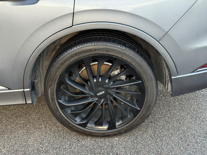 Lincoln Aviator Vehicle Image 05