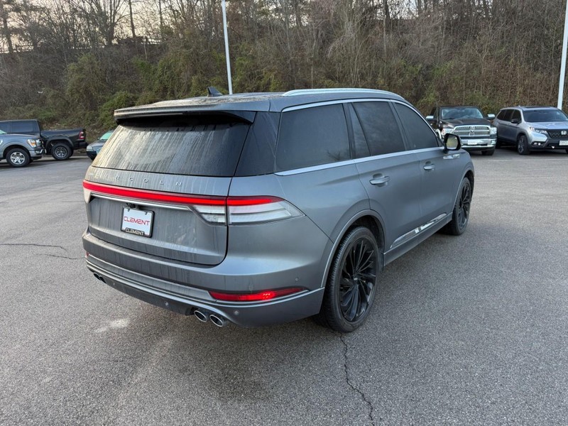 Lincoln Aviator Vehicle Image 09