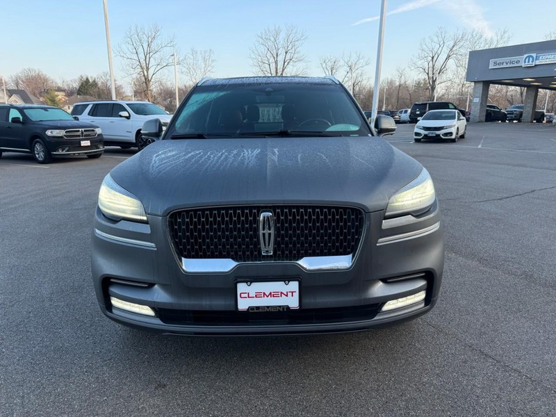 Lincoln Aviator Vehicle Image 12