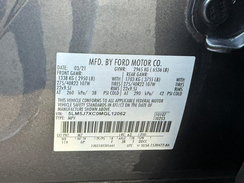 Lincoln Aviator Vehicle Image 27