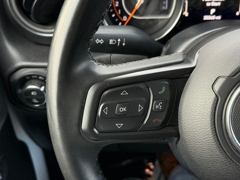 Jeep Gladiator Vehicle Image 20