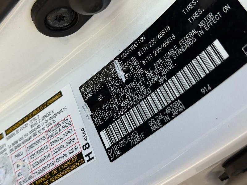 Lexus RX Vehicle Image 29