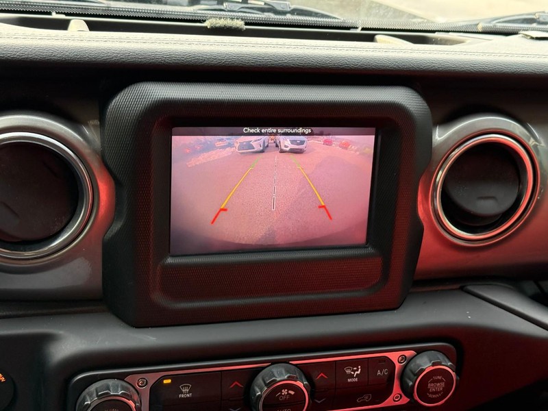 Jeep Wrangler Unlimited Vehicle Image 20