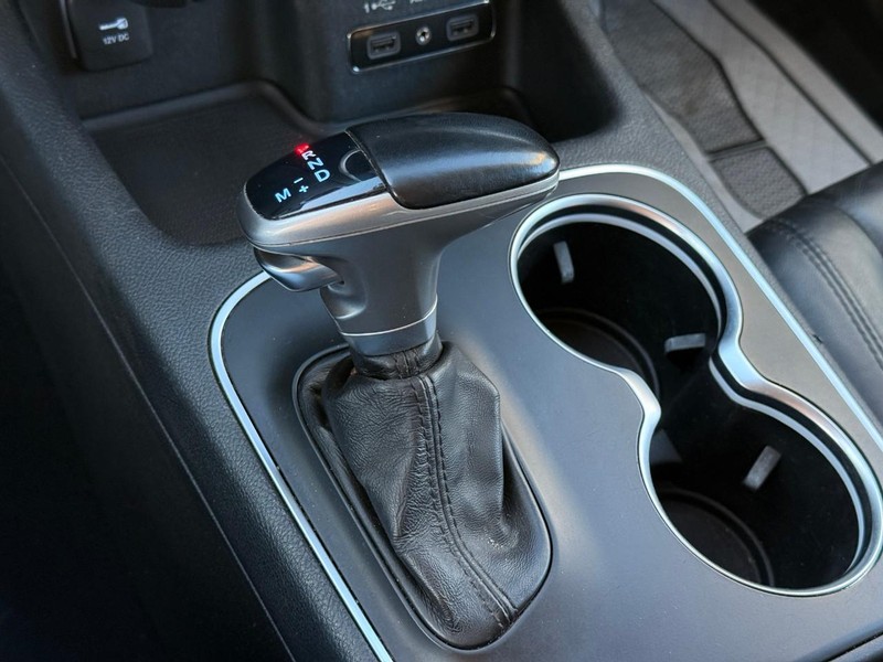 Dodge Durango Vehicle Image 24