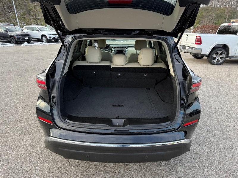 Nissan Murano Vehicle Image 08