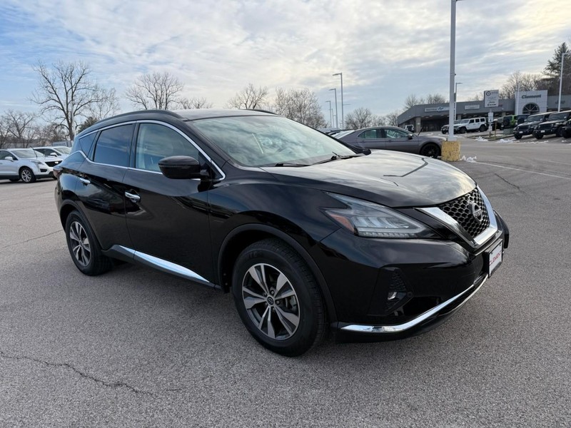 Nissan Murano Vehicle Image 12